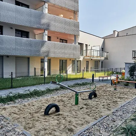 3 Beds Luxury Living With River View In The Heart Of Wroclaw With Air Conditioning Huge Outdoor Patio And Rooftop Deck *